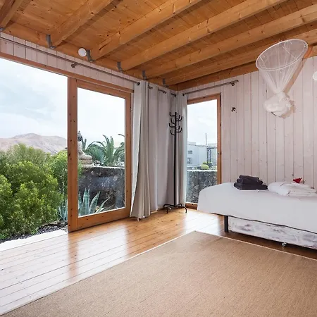 Kro Azulfit Surya Yoga & Pilates Retreat