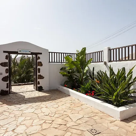 Azulfit Surya Yoga & Pilates Retreat Inn