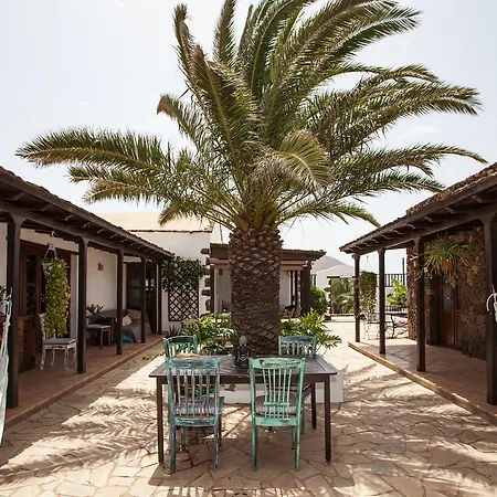 Azulfit Surya Yoga & Pilates Retreat 宾馆 *
