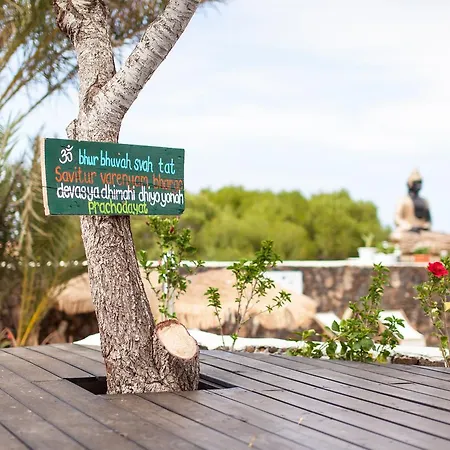 Inn Azulfit Surya Yoga & Pilates Retreat La Oliva