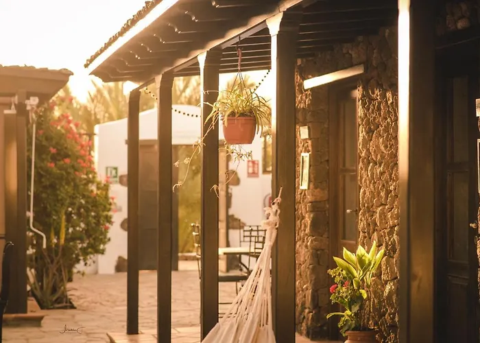 Azulfit Surya Yoga & Pilates Retreat *