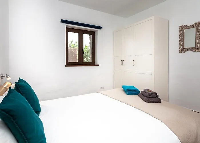 Azulfit Surya Yoga & Pilates Retreat * لا أوليفا