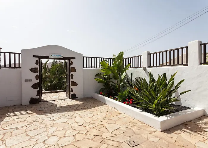 Azulfit Surya Yoga & Pilates Retreat بيت ريفي