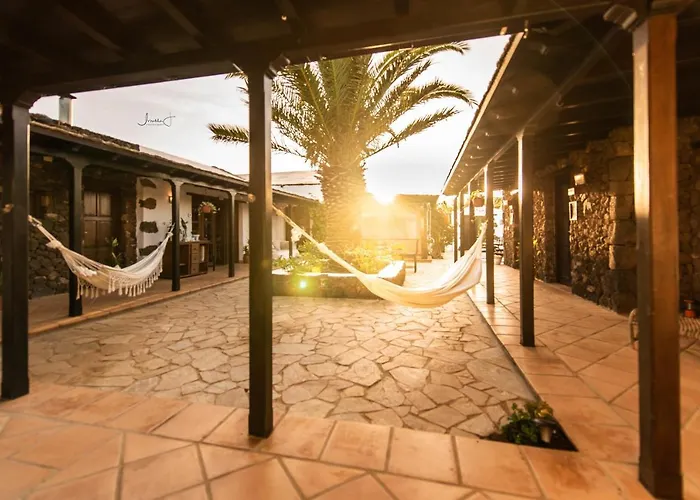 Azulfit Surya Yoga & Pilates Retreat *