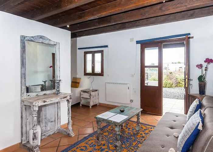 Zajazd Azulfit Surya Yoga & Pilates Retreat La Oliva