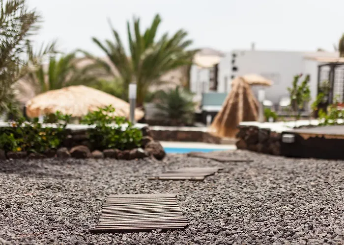 Azulfit Surya Yoga & Pilates Retreat Herberg La Oliva