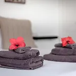 Azulfit Surya Yoga & Pilates Retreat Πανδοχείο *